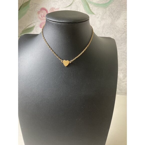 Gold Heart Pendant Necklace With Adjustable Chain - Picture 1 of 4